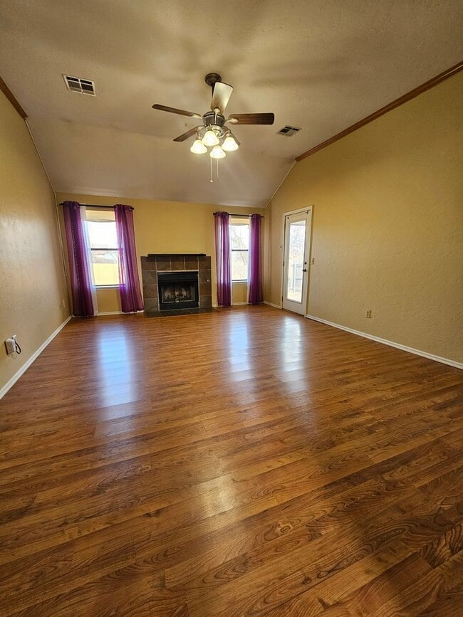 Photo - (3) Bed/(2) Bath in Moore with Safe Room Avail NOW!