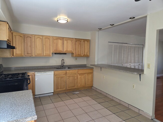 Photo - 8044 Mars Pl