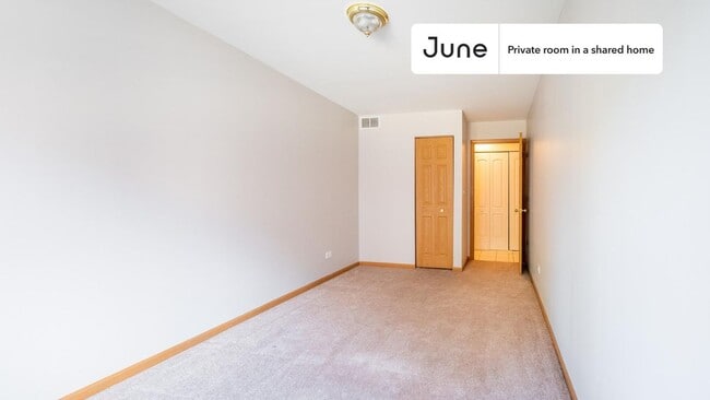 Photo - Room in Shared 4 bed/2.5 bath home Unit A