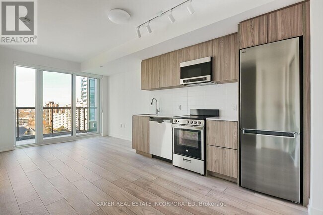 Photo - 223 Redpath Ave Unit 2906