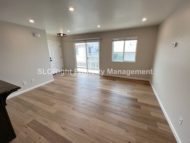Photo - AVAILABLE SEPTEMBER- Upper Level Apartment in Pismo Beach - 1 Bedroom / 1 Bathroom Unit A