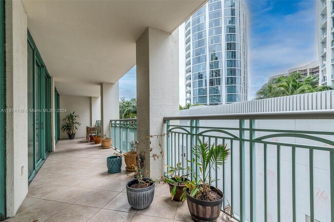 Photo - 3400 SW 27th Ave Condominio Unidad 405