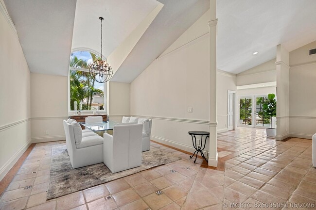 Photo - 10252 Shireoaks Ln