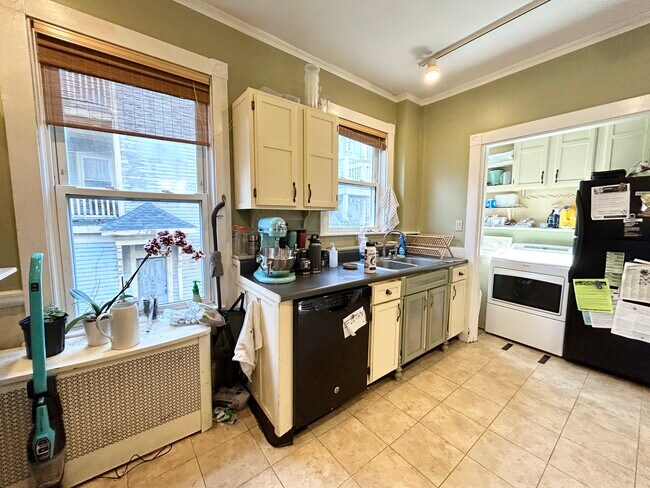 Photo - 12 Oswald St