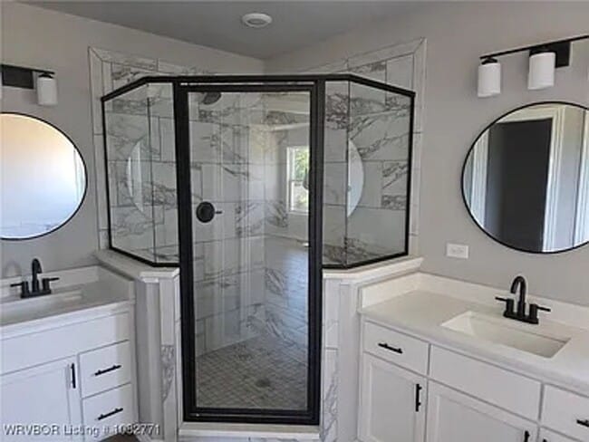 Photo - 3 Bedroom Luxury House