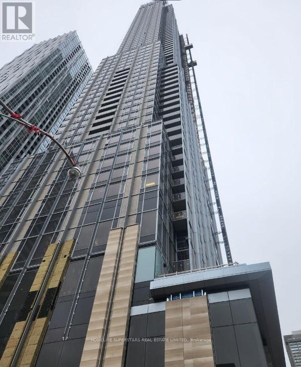 Photo - 11 Yorkville Ave Unit 1913