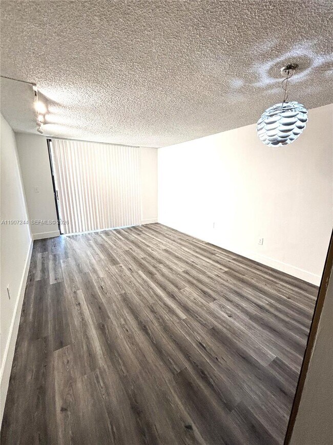 Photo - 14321 N Kendall Dr Unit 303F