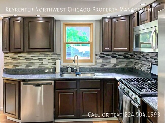 Photo - 1001 West Dr