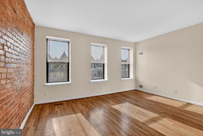 Photo - 1729 U St NW