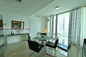 Photo - 300 S Biscayne Blvd Unidad T-2609
