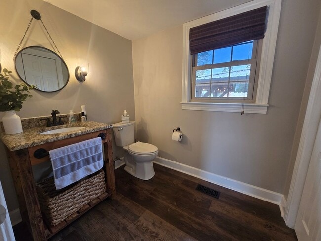 Photo - 409 N Fulton St