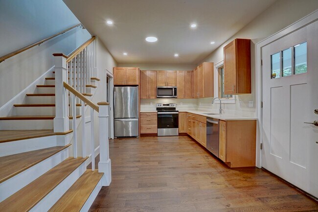 59 Central Rd