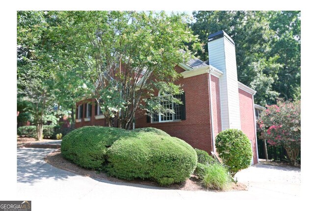 Photo - 3885 Waterford Dr