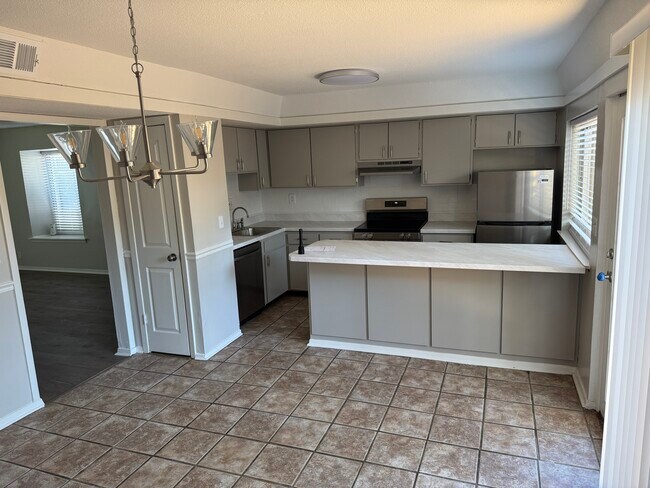 Breakfast to Kitchen - 6571 Poplar Woods Cir S Unit #1
