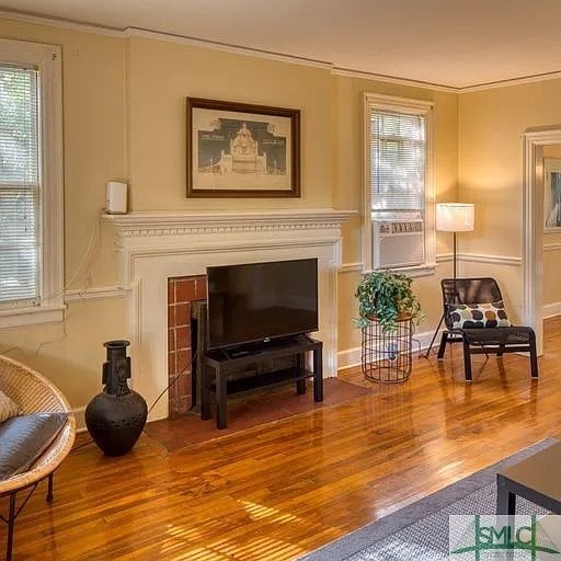 221 E 56th St Unit 1