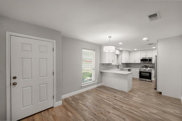 3204 Brown Trail