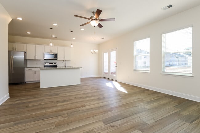 Photo - 2004 Tyler Farms Rd