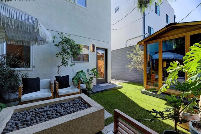 Photo - 2153 S West View St