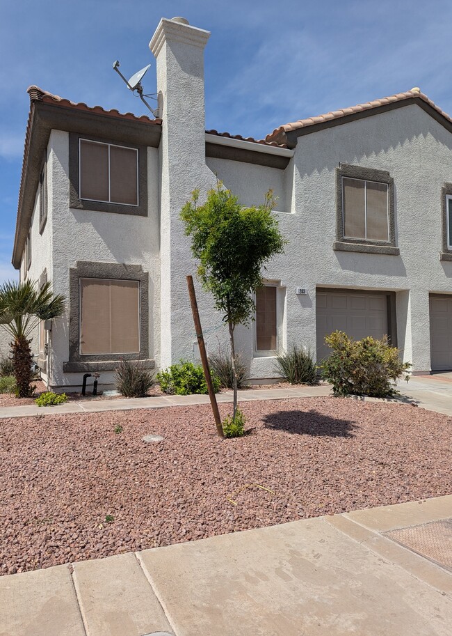 203 Oro Canyon St