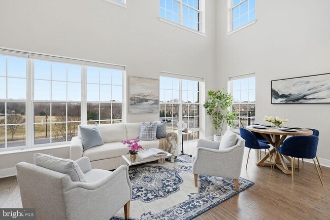 Building Photo - 502 Diamondback Dr Unit 204