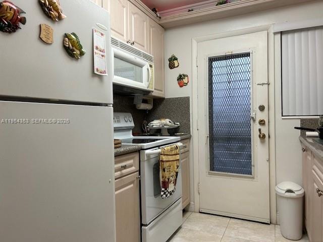 Photo - 3923 NE 166th St Unit N-108