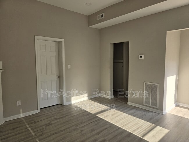 Photo - 126 Linden Ave