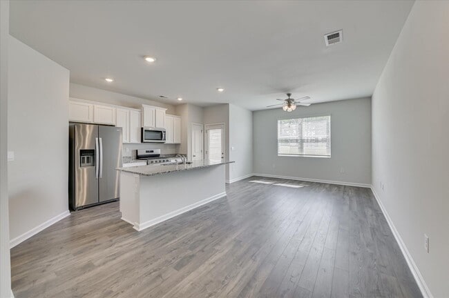 Photo - 797 Grovebury Ct