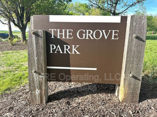 Photo - 18424 Howard St House