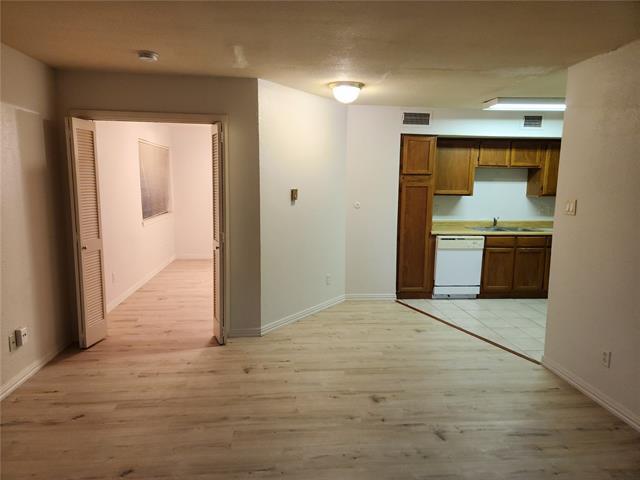 Photo - 9813 Walnut St Unit 104