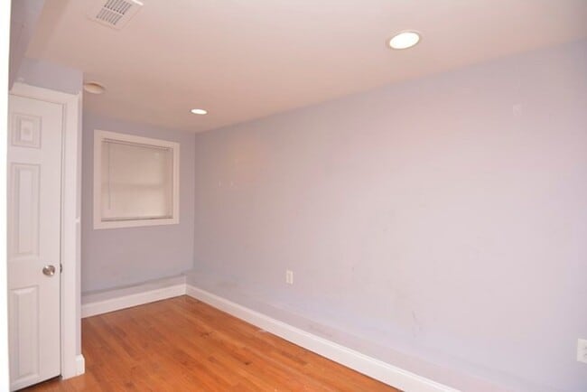 Photo - 3515 W McLean Ave Unidad G