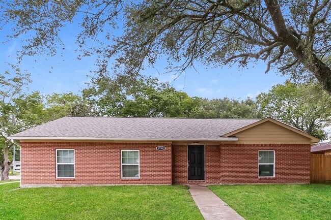 Photo - 1703 Willow Mill Dr House