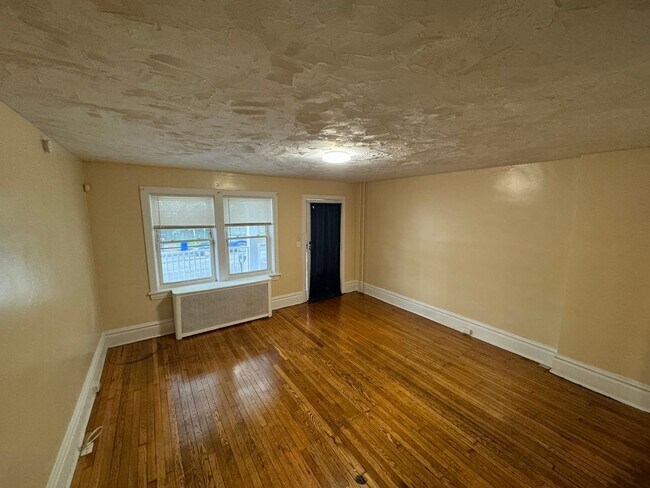 Photo - 3 Bedroom Single Family Home in Harrisburg!