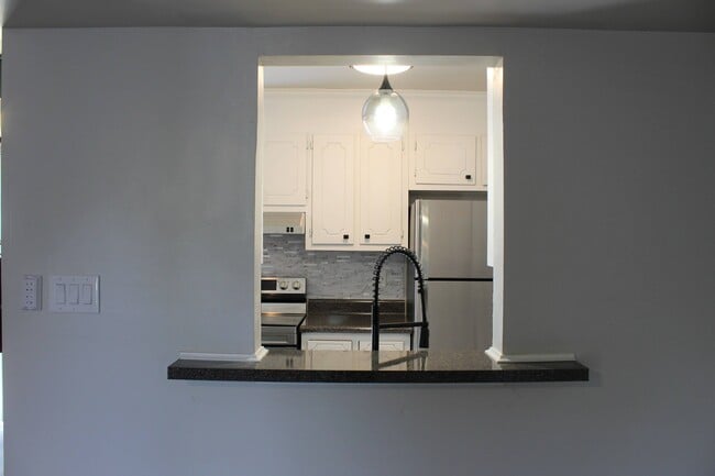 Canterbury Townhomes - Canterbury Townhomes