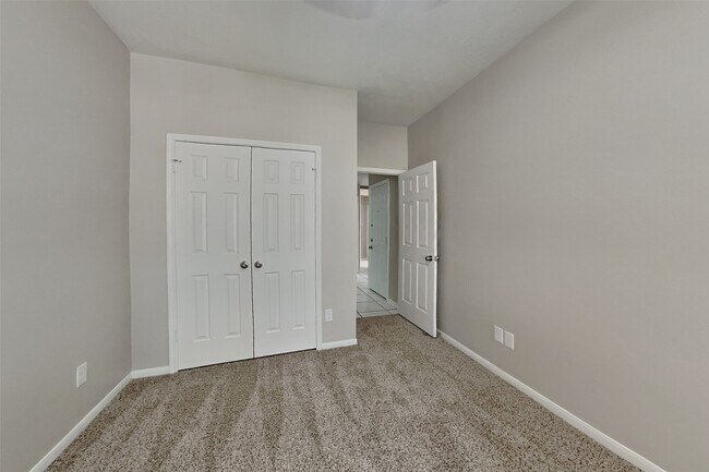 Building Photo - 14515 Enola Dr