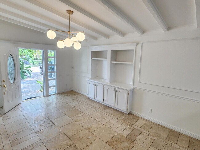Photo - 305 S Loxahatchee Dr