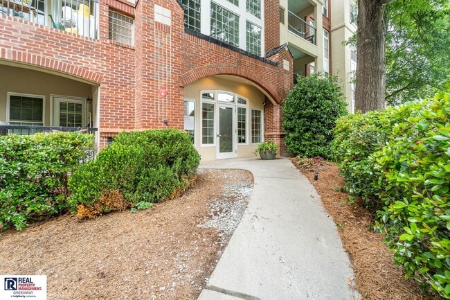 Building Photo - Gated Community In The Heart of Buckhead. Unit 2107