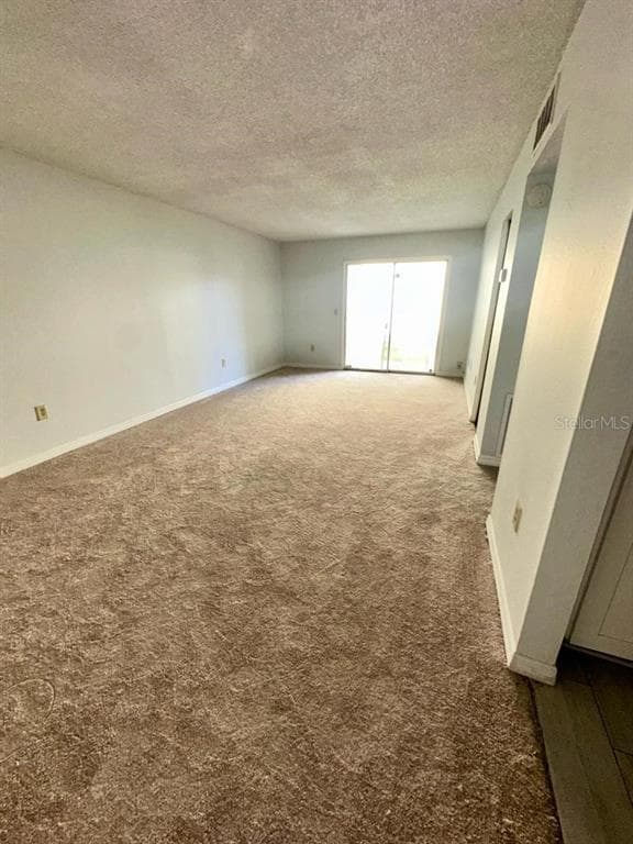 Photo - 922 N Lake Destiny Rd Unidad C