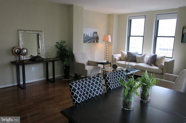 Building Photo - 135 S 19th St Unit 603 Rental