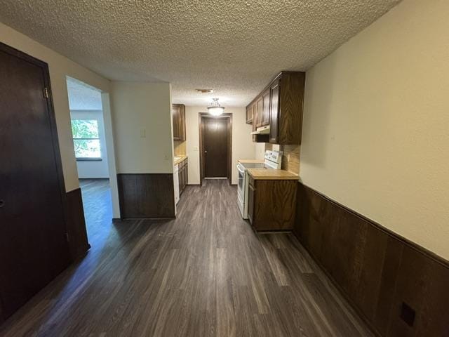 Photo - 512 Nimrod Rd