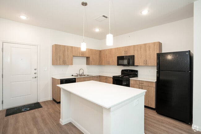 2BR, 1BA - 950SF - Kitchen