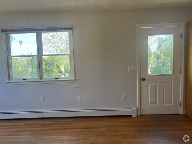 Building Photo - 5 Boiling Spring Ave Unit 2 Rental
