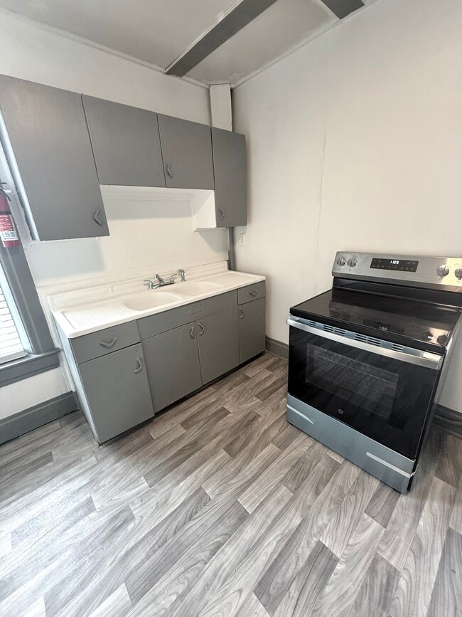 Photo - 822 Avenue F Unit 2C