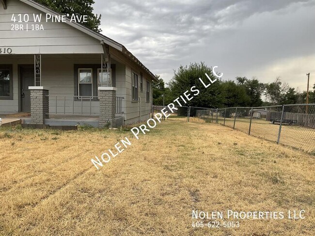 Photo - 410 W Pine Ave