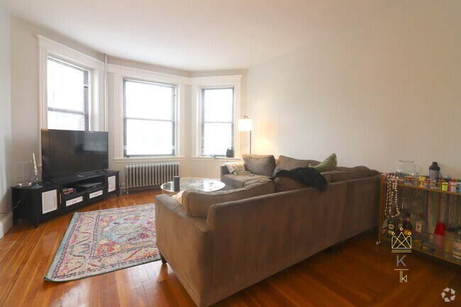 Building Photo - 175 Harvard St Unit 2 Rental