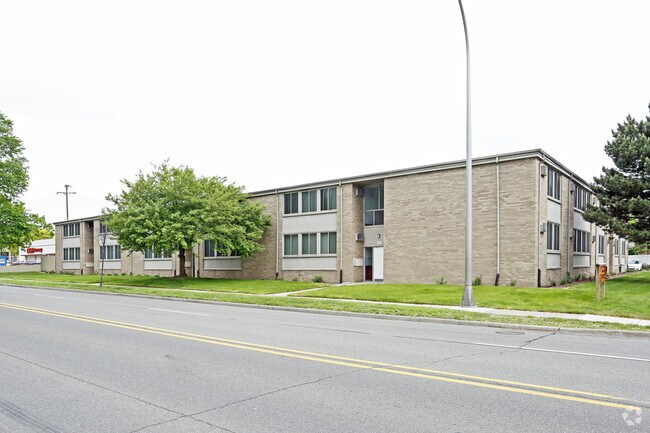 Westgate - Westgate Apartments