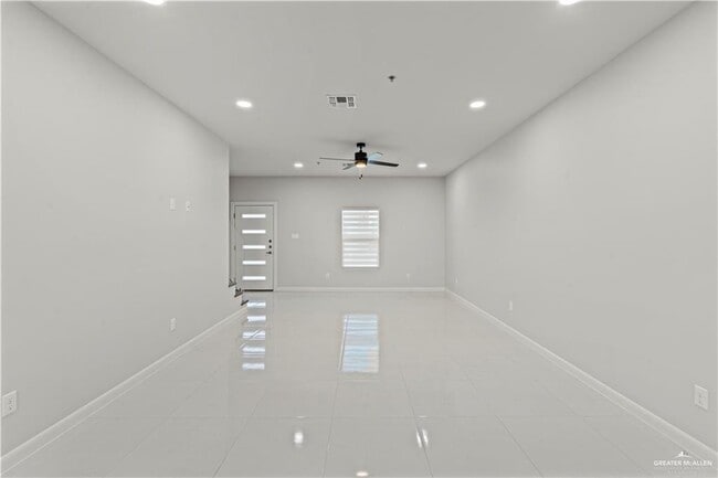 3500 Vanessa Ln