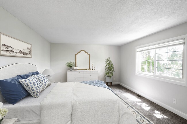 Photo - Lake Shore Park Apartments