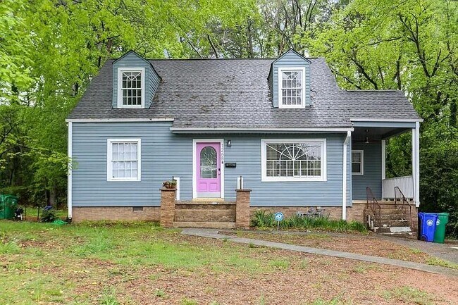 Photo - 1268 Eastland Rd SE