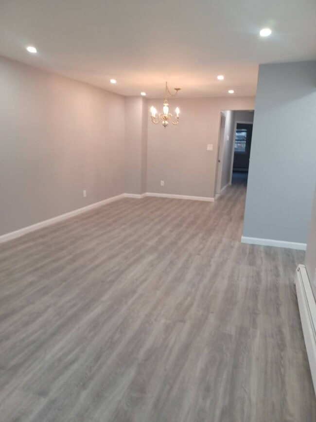 Photo - 56-21-56226 226th St