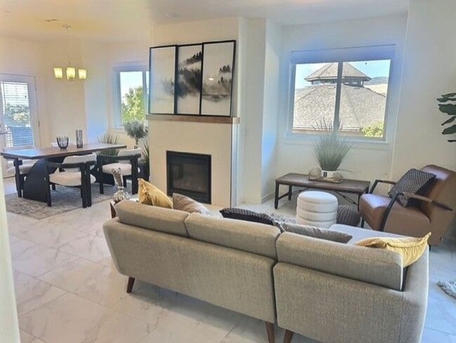 Photo - Beautiful 2/2 condo